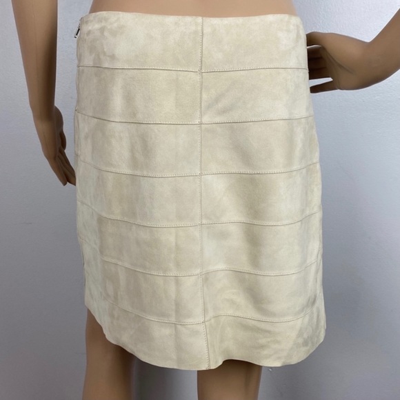 NEW THEORY STRIPE SEAM SUEDE MINI SKIRT - Picture 8 of 10